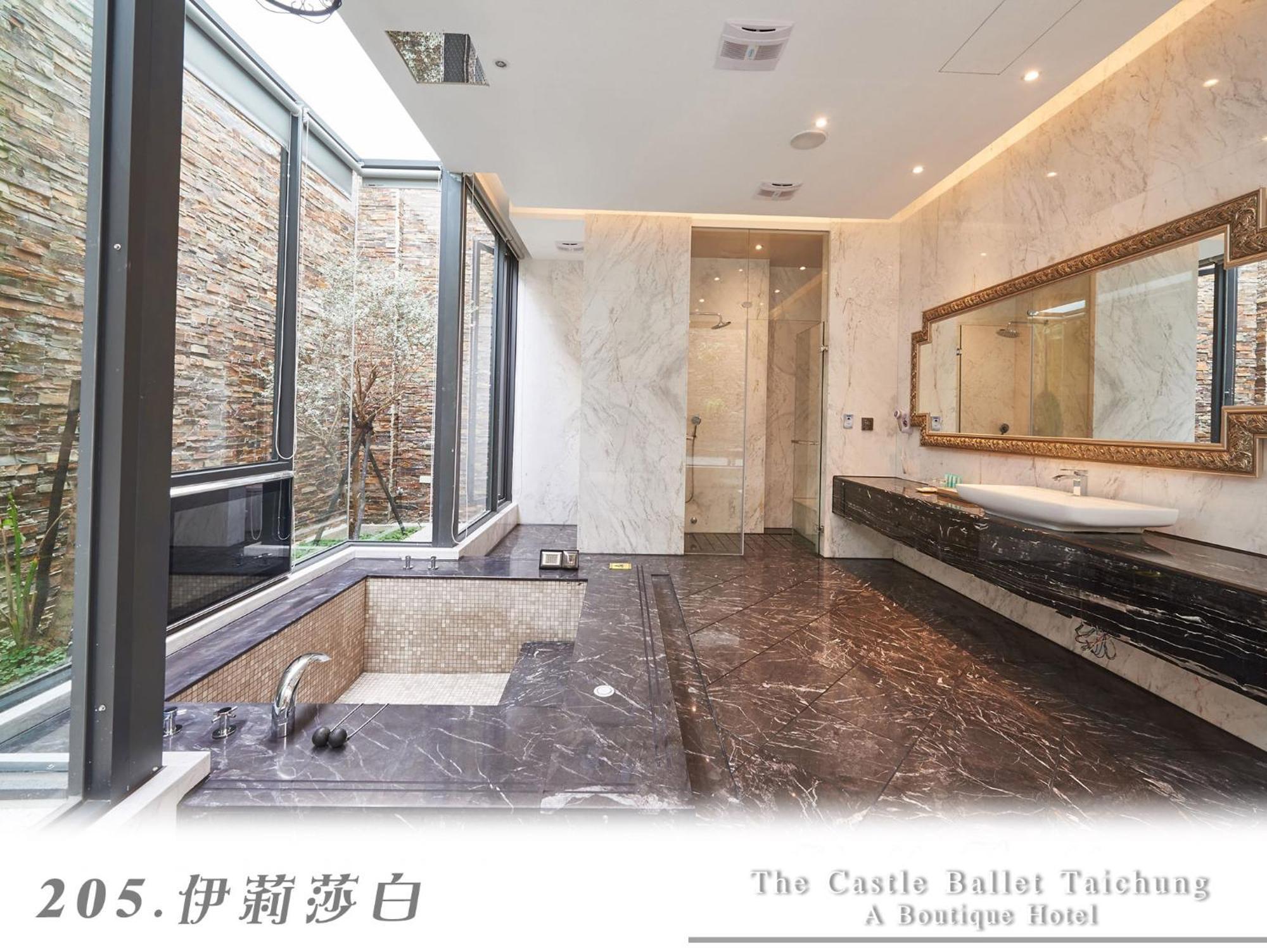 The Castle Ballet Taichung A Boutique Hotel Exteriör bild